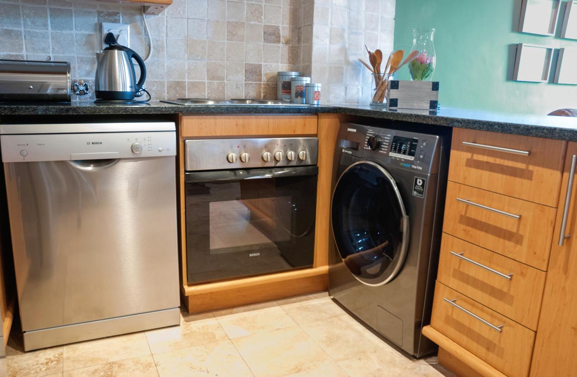 Apartemen 84 m² dengan 2 kamar tidur dan 2 kamar mandi pribadi di Pusat Stellenbosch Bagian luar foto